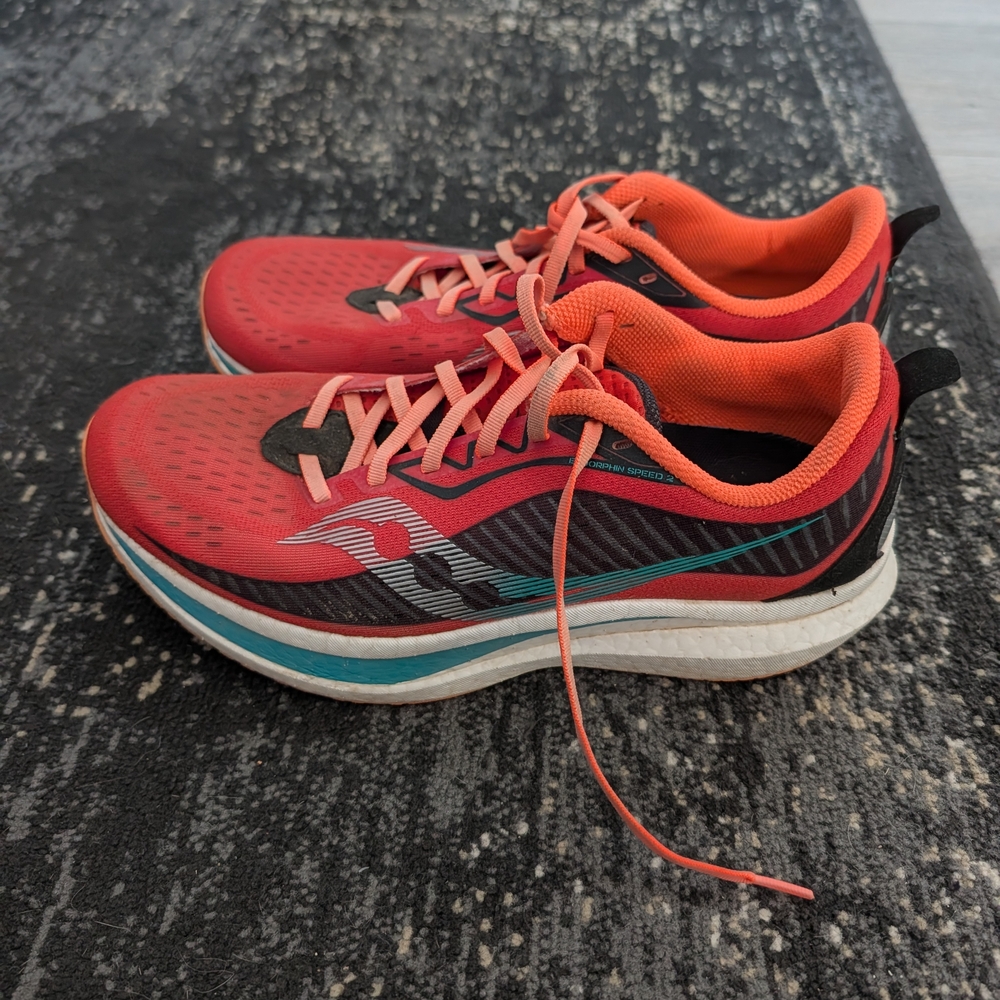 Saucony men's Red and Orange Running Shoes (Endorphin Speed 2)